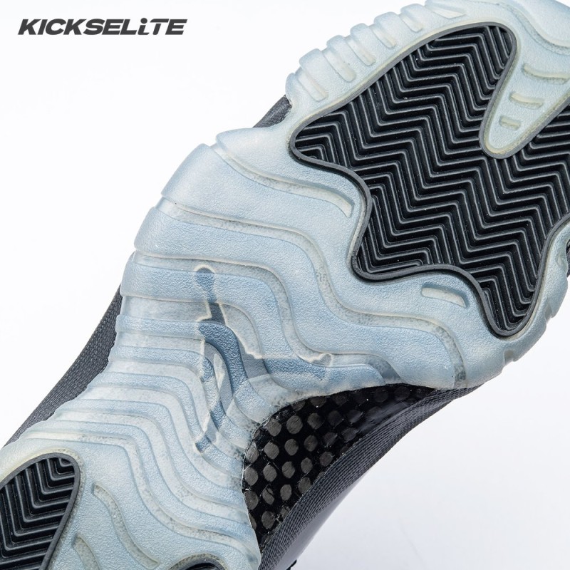 Air Jordan 11 Retro Cap and Gown Men's