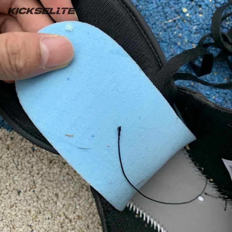 Jordan 1 Retro High Black Metallic Gold (2020) Unisex