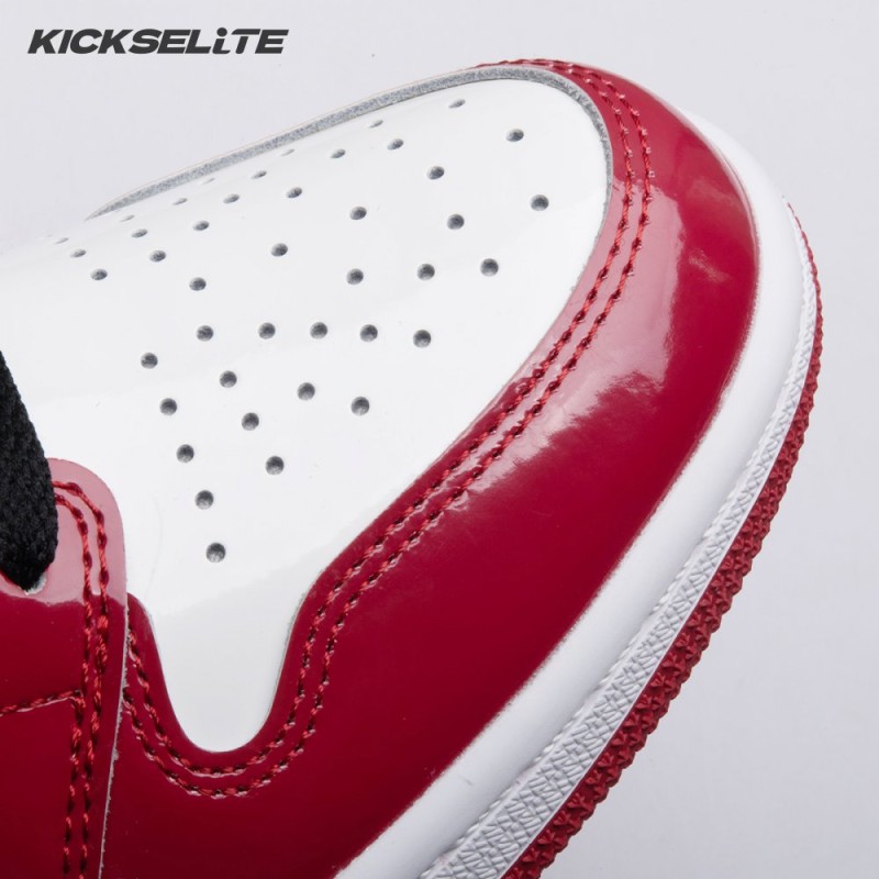 Jordan 1 Retro High Fearless UNC Chicago CK5666-100 Unisex