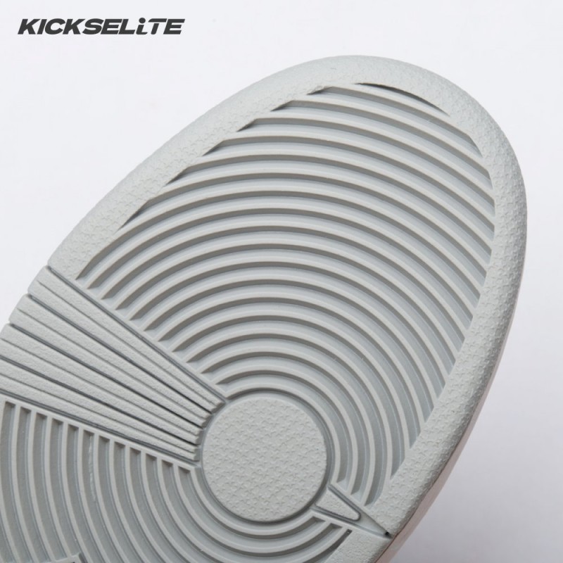 Nike SB Dunk Low Summit White Wolf Grey Unisex