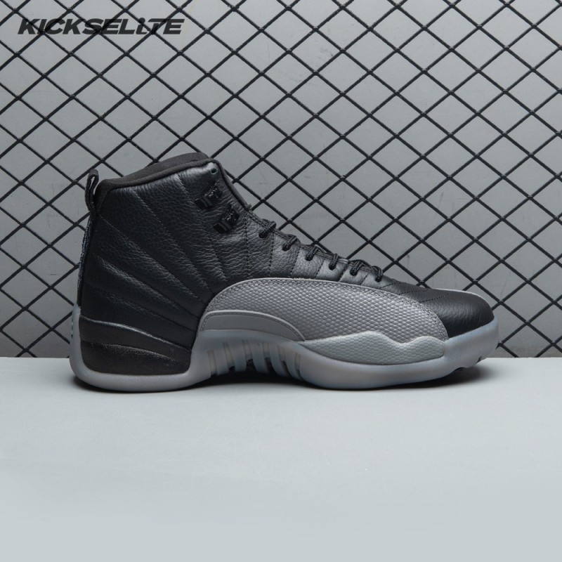 Air Jordan 12 