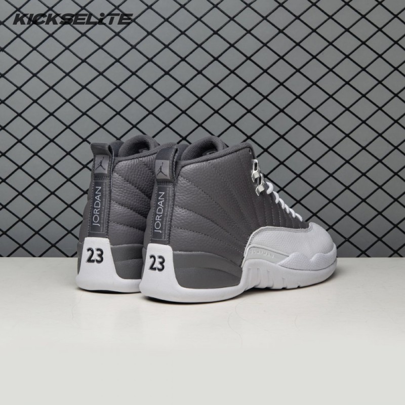 Air Jordan 12 