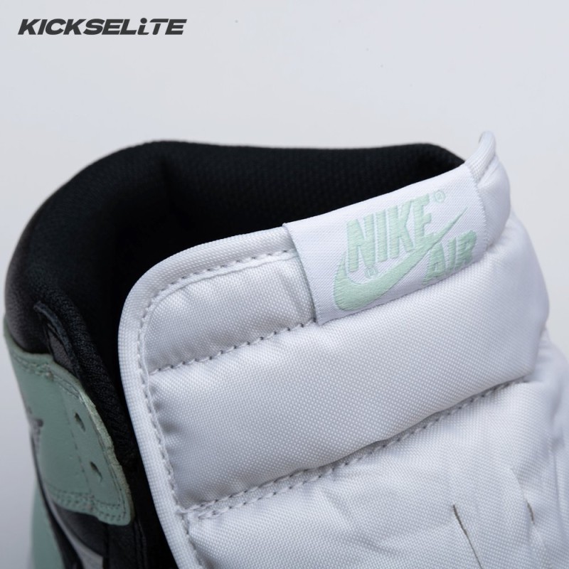 Air Jordan 1 OG Igloo 861428-100 Unisex