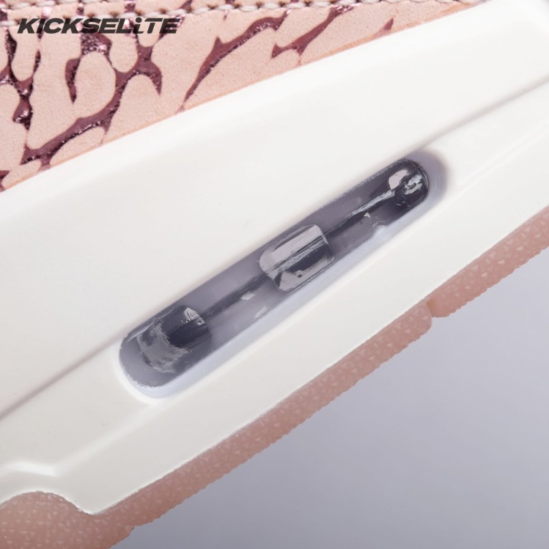 Air Jordan 3 Retro Valentine's Day (2025) HJ0178-600 Unisex Air Jordan 3 Retro Valentine's Day (2025) HJ0178-600 Unisex