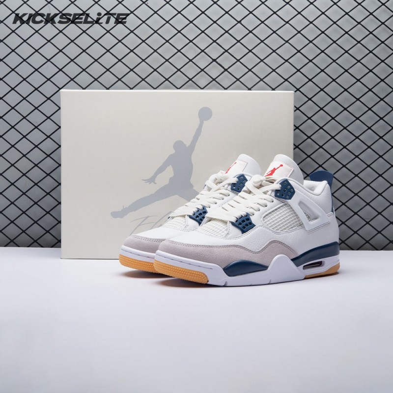 Jordan 4 SB 