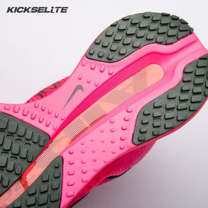 Nike Air Zoom Pegasus Premium Hyper Pink HQ2592-600 Unisex Nike Air Zoom Pegasus Premium Hyper Pink HQ2592-600 Unisex