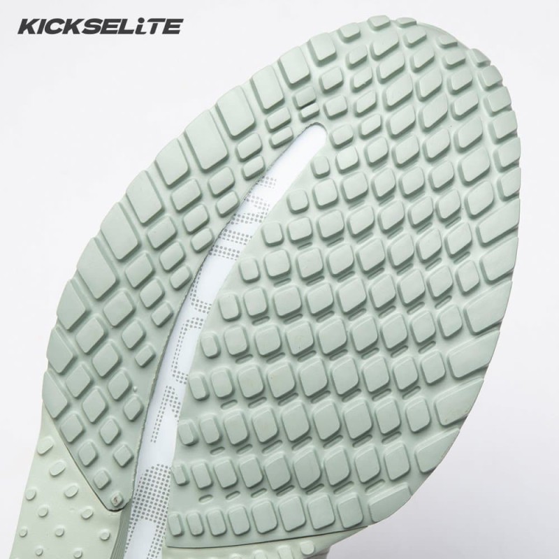 Nike Air Zoom Pegasus Premium Jade Horizon HQ2592-300 Unisex Nike Air Zoom Pegasus Premium Jade Horizon HQ2592-300 Unisex