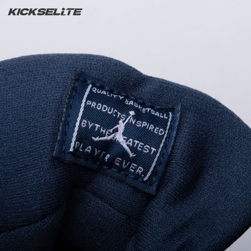 Jordan 11 Retro Low Georgetown 528895-007 Unisex