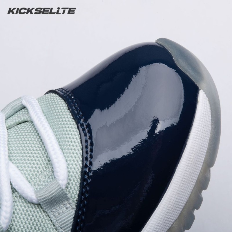 Jordan 11 Retro Low Georgetown 528895-007 Unisex