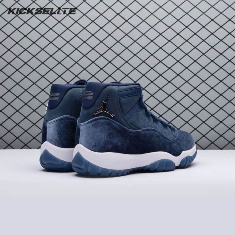Jordan 11 'Midnight Navy' AR0715-441 Men's