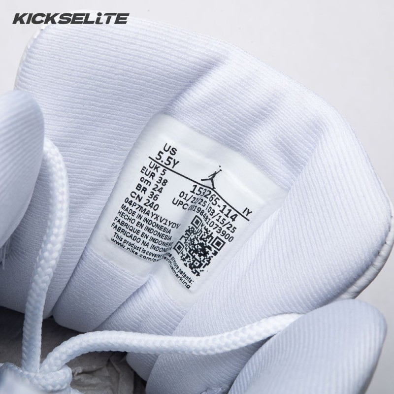 Jordan 12 Retro French Blue (2025) 153265-114 Women's