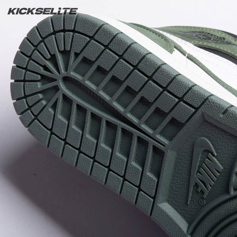 Jordan 1 Retro High Clay Green 555088-135 Unisex