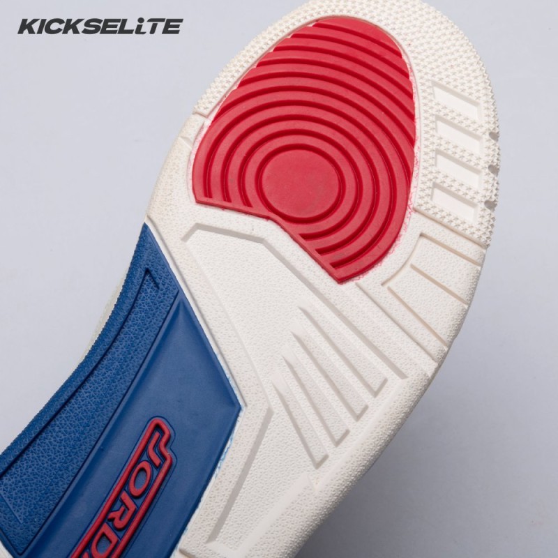 Jordan 3 Retro International Flight 136064-140 Unisex