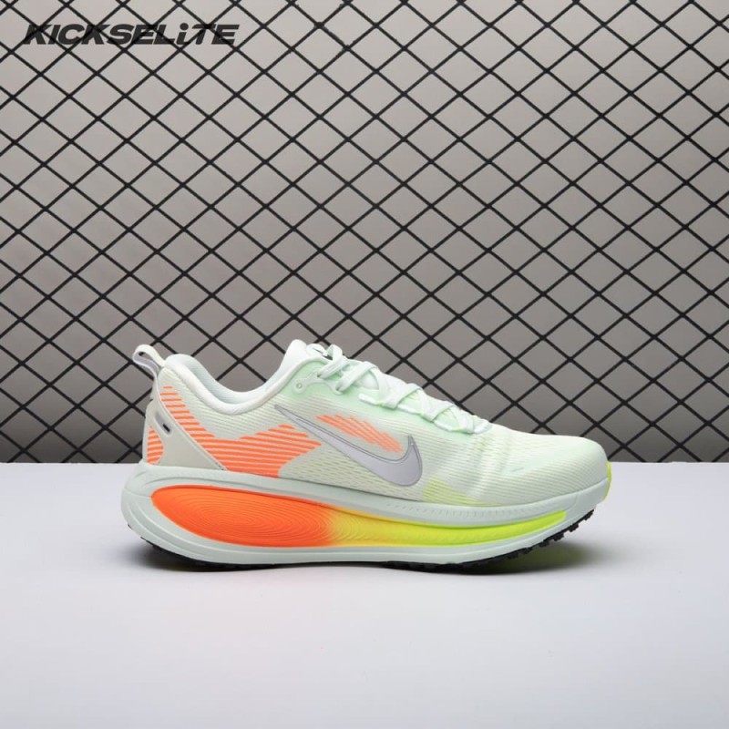 Nike Vomero 18 Barely Green Hyper Crimson HM6803-300 Unisex Nike Vomero 18 Barely Green Hyper Crimson HM6803-300 Unisex