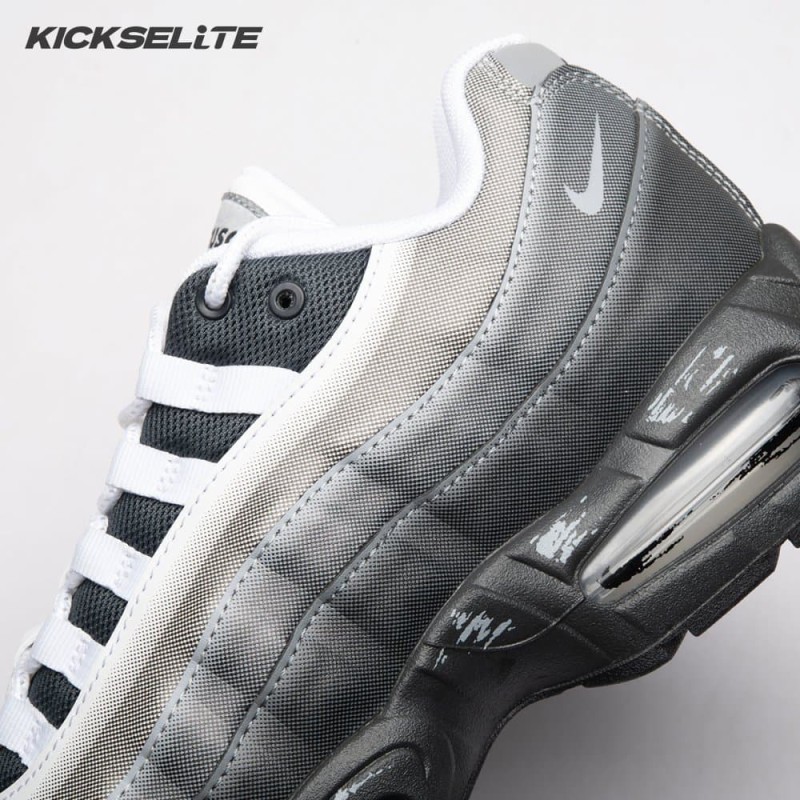 Nike Air Max Muscle 95 Yu-Gi-Oh! Jonouchi II7404-100 Men's