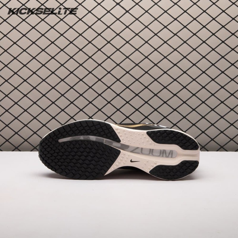 Nike Air Zoom Pegasus Premium Zebra IQ0368-010 Unisex