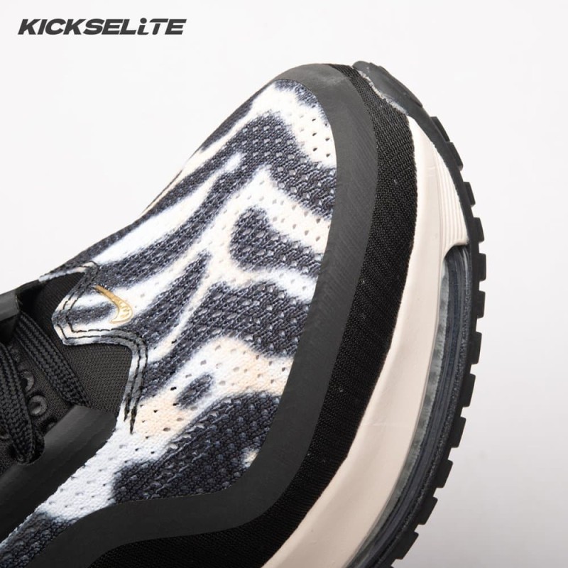 Nike Air Zoom Pegasus Premium Zebra IQ0368-010 Unisex