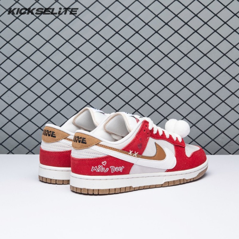 Nike Dunk Low SE Merry Christmas DO9457-112 Unisex