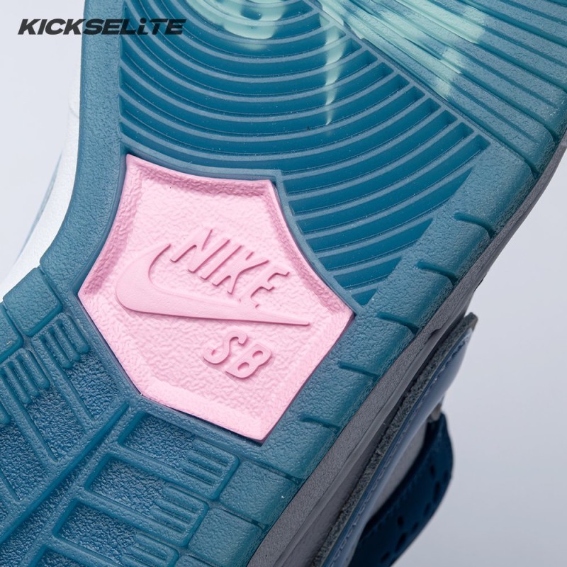 Nike SB Dunk Low Born x Raised One Block At A Time FN7819-400 Unisex