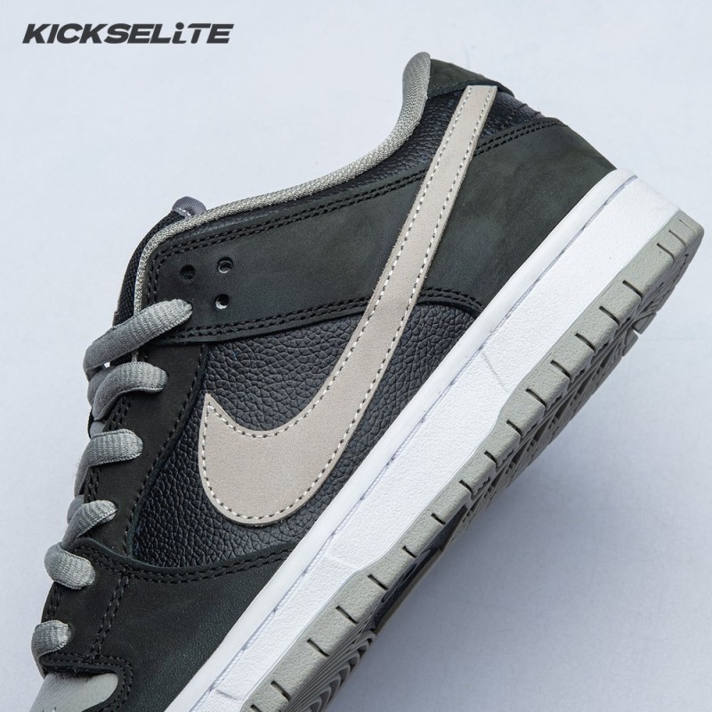 Nike SB Dunk Low 'J-Pack' 