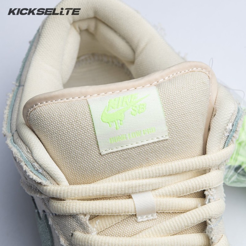 Nike SB Dunk Low Mummy DM0774 111 Unisex