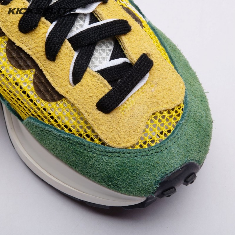 Nike Vaporwaffle Tour Yellow Stadium Green CV1363-700 Unisex