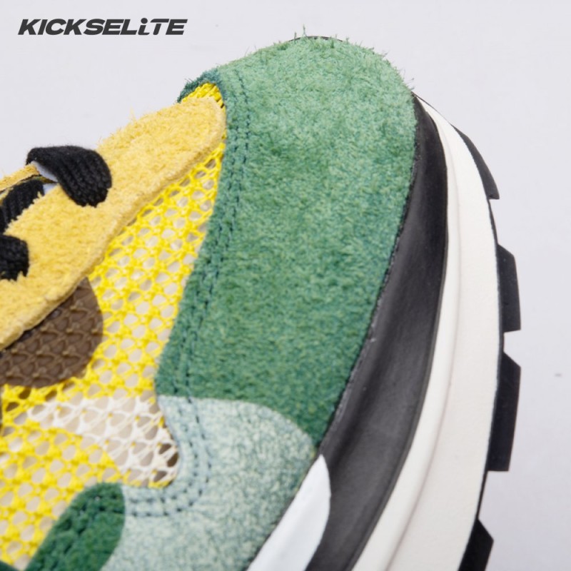 Nike Vaporwaffle Tour Yellow Stadium Green CV1363-700 Unisex