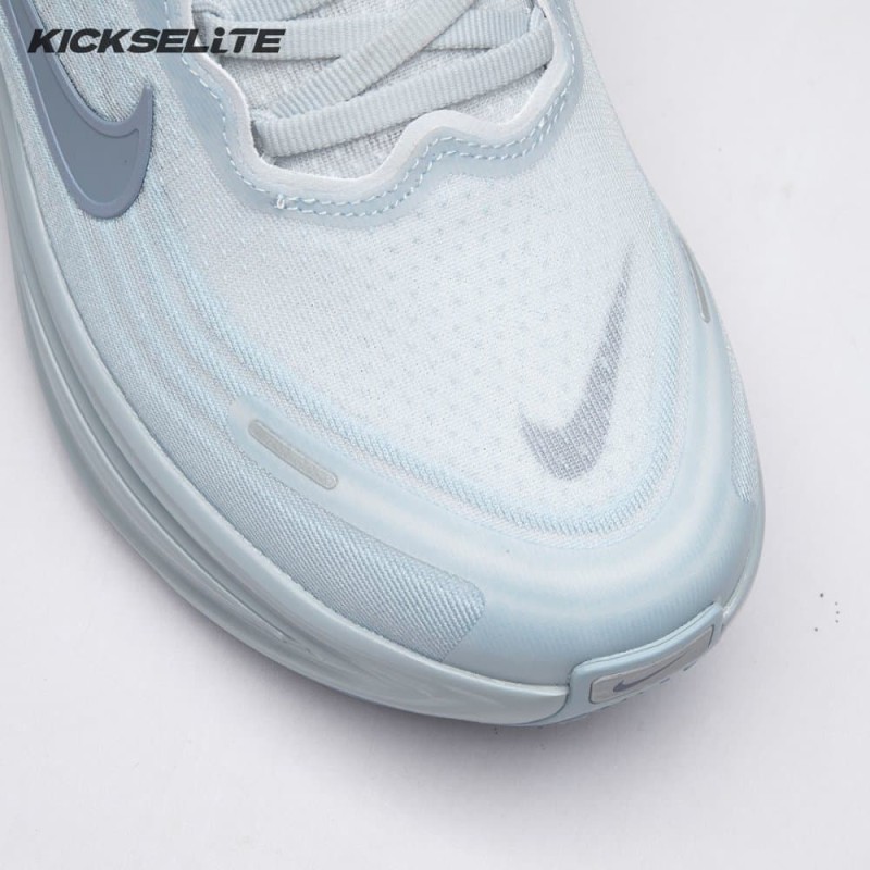 Nike Vomero Plus Football Grey Ashen Slate HV8150-004 Unisex Nike Vomero Plus Football Grey Ashen Slate HV8150-004 Unisex