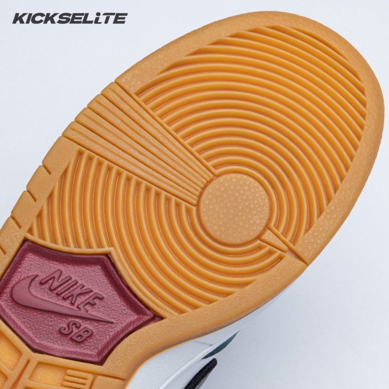 Nk SB Dunk Low  36-47.5