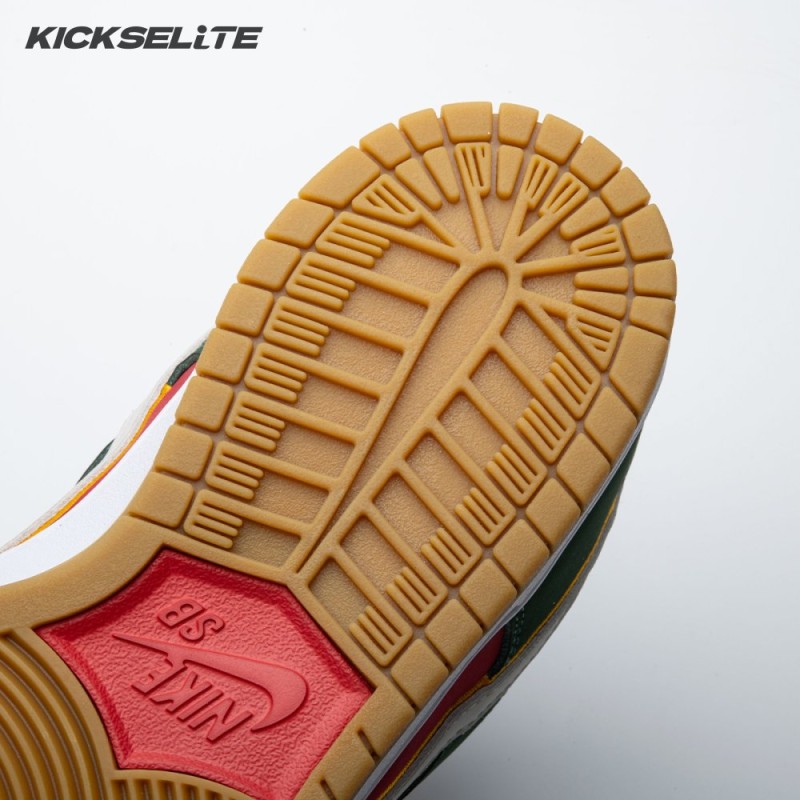 Nike SB Dunk Low PRM 