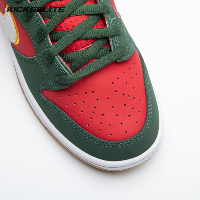 Nike SB Dunk Low PRM 