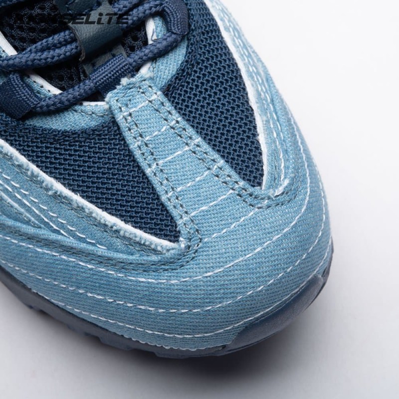 Nike Air Max 95 OG Levis Obsidian HM4743-400 Men's Nike Air Max 95 OG Levis Obsidian HM4743-400 Men's