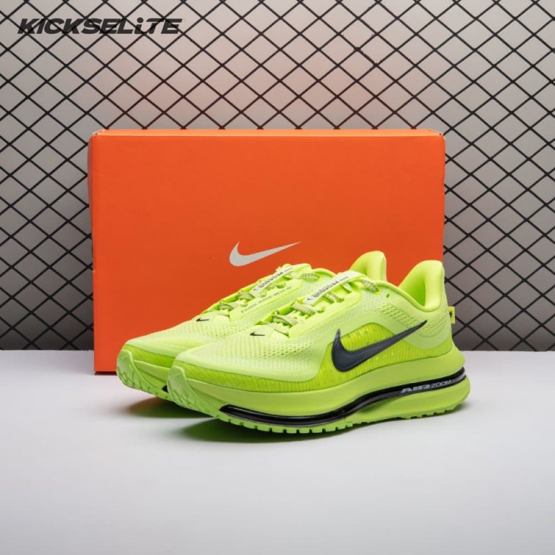 Nike Air Zoom Pegasus Premium Volt HQ2592-700 Unisex Nike Air Zoom Pegasus Premium Volt HQ2592-700 Unisex