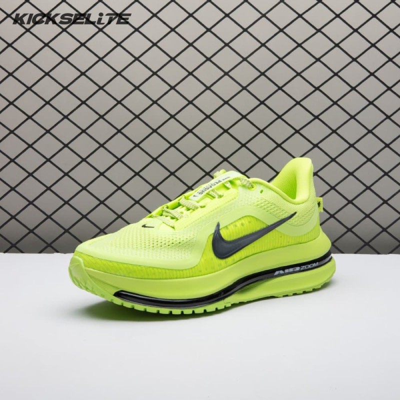 Nike Air Zoom Pegasus Premium Volt HQ2592-700 Unisex Nike Air Zoom Pegasus Premium Volt HQ2592-700 Unisex