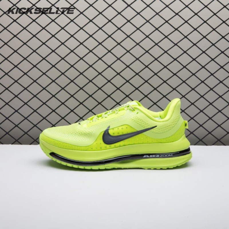 Nike Air Zoom Pegasus Premium Volt HQ2592-700 Unisex Nike Air Zoom Pegasus Premium Volt HQ2592-700 Unisex