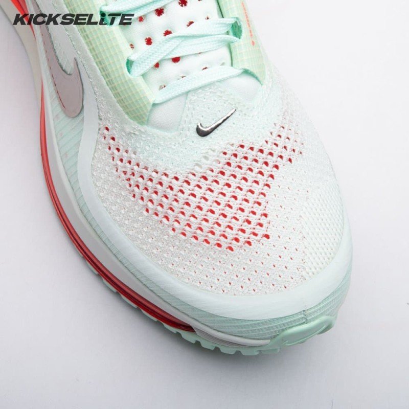 Nike Air Zoom Pegasus Premium Barely Green HQ2592-301 Unisex Nike Air Zoom Pegasus Premium Barely Green HQ2592-301 Unisex