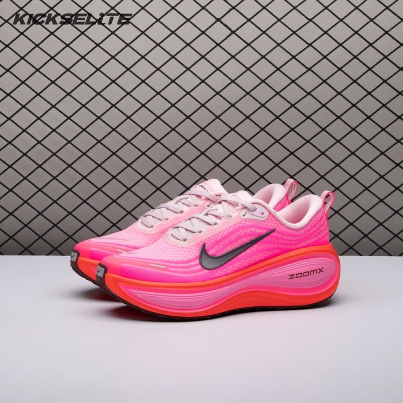 Nike Vomero Plus Hyper Pink Bright Crimson HV8154-604 Women's Nike Vomero Plus Hyper Pink Bright Crimson HV8154-604 Women's