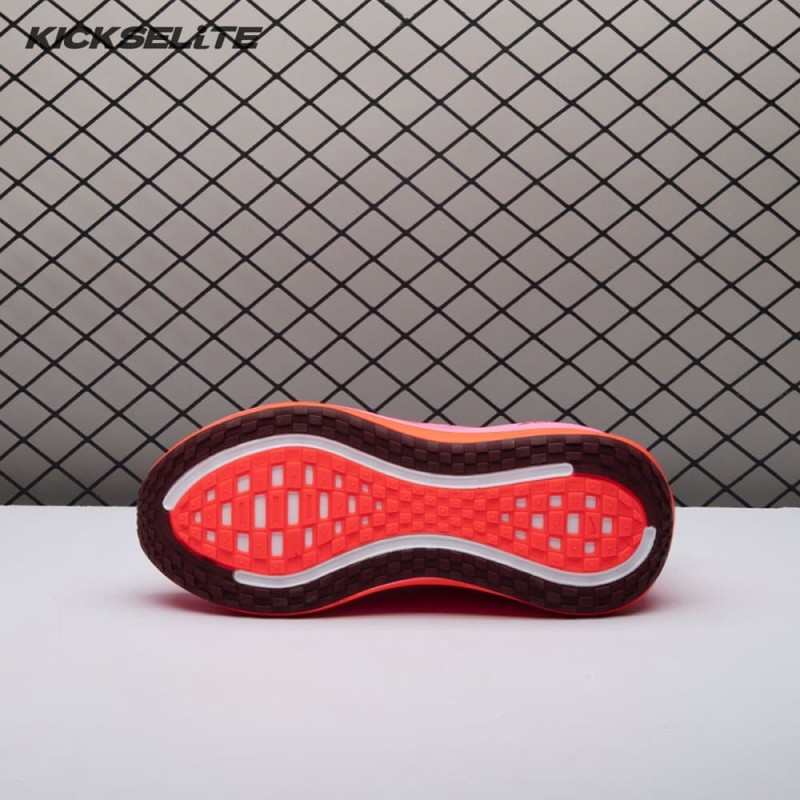 Nike Vomero Plus Hyper Pink Bright Crimson HV8154-604 Women's Nike Vomero Plus Hyper Pink Bright Crimson HV8154-604 Women's
