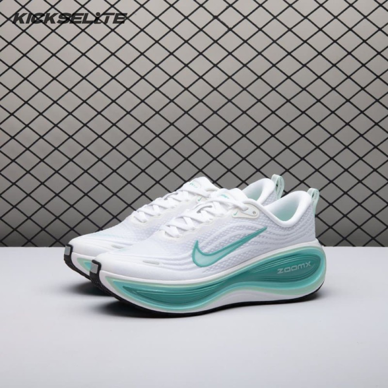 Nike Vomero Plus White Bleached Turquoise HV8154-100 Unisex Nike Vomero Plus White Bleached Turquoise HV8154-100 Unisex