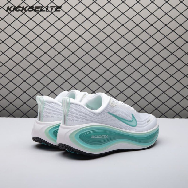 Nike Vomero Plus White Bleached Turquoise HV8154-100 Unisex Nike Vomero Plus White Bleached Turquoise HV8154-100 Unisex