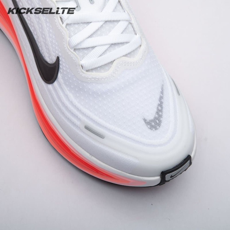 Nike Vomero Plus Extra Wide White Bright Crimson Black IH3251-100 Unisex Nike Vomero Plus Extra Wide White Bright Crimson Black IH3251-100 Unisex