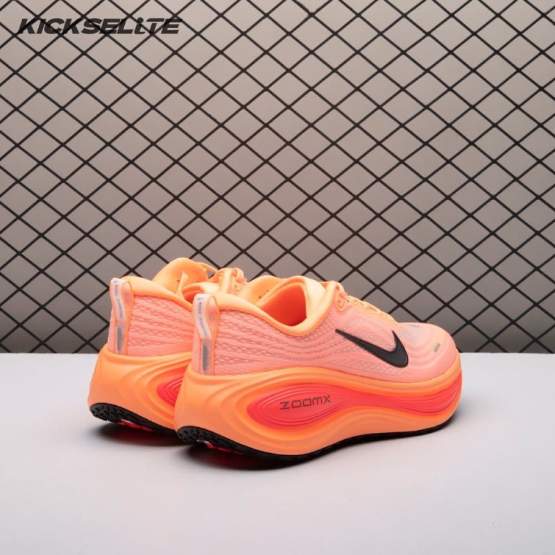 Nike Vomero Plus Orange Pulse HV8150-801 Unisex Nike Vomero Plus Orange Pulse HV8150-801 Unisex
