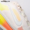Nike Vomero 18 Phantom Light Wild Mango Volt HM6804-002 Unisex Nike Vomero 18 Phantom Light Wild Mango Volt HM6804-002 Unisex
