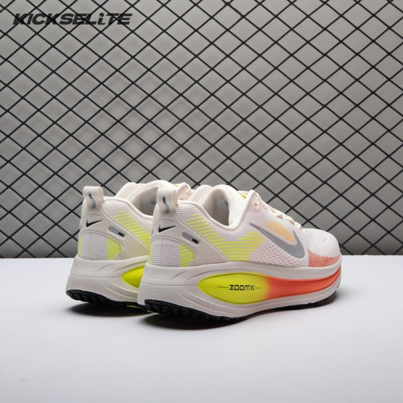 Nike Vomero 18 Phantom Light Wild Mango Volt HM6804-002 Unisex Nike Vomero 18 Phantom Light Wild Mango Volt HM6804-002 Unisex