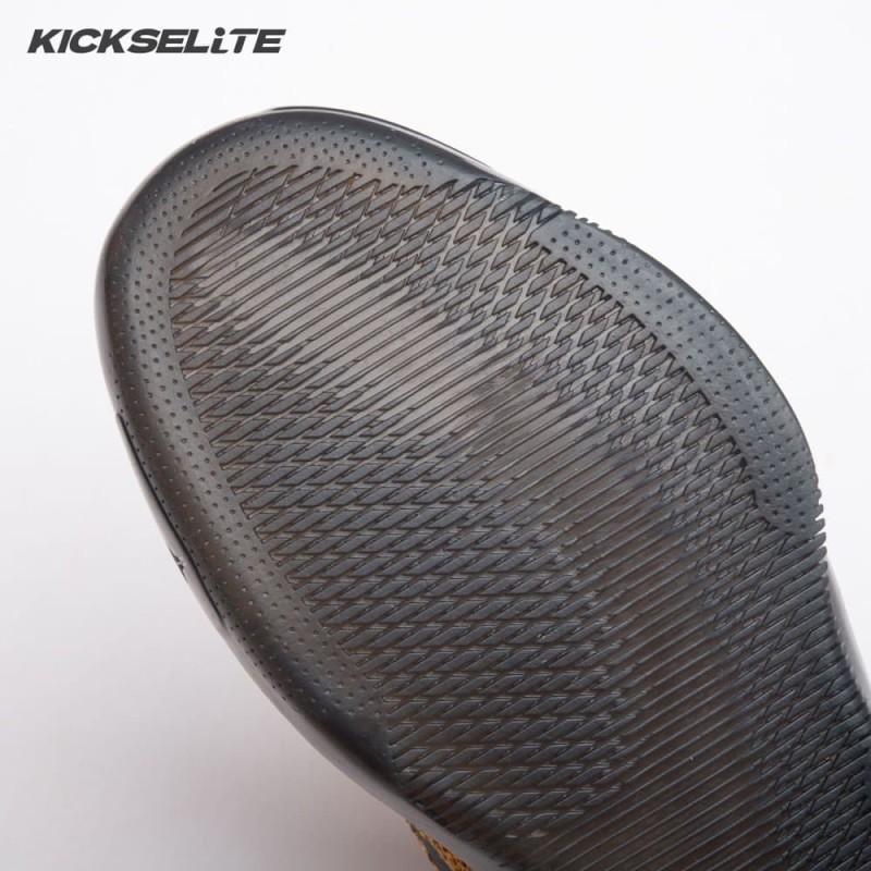 Nike Kobe 11 Elite Low Bruce Lee 822675-706 Men's Nike Kobe 11 Elite Low Bruce Lee 822675-706 Men's