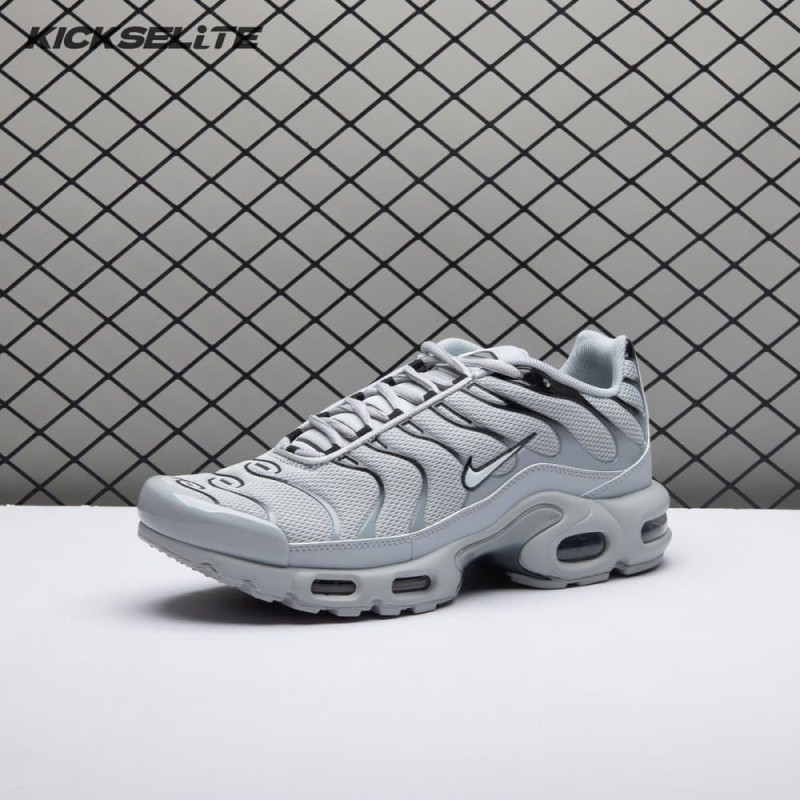 Nike Air Max Plus Wolf Grey 852630-021 Unisex Nike Air Max Plus Wolf Grey 852630-021 Unisex