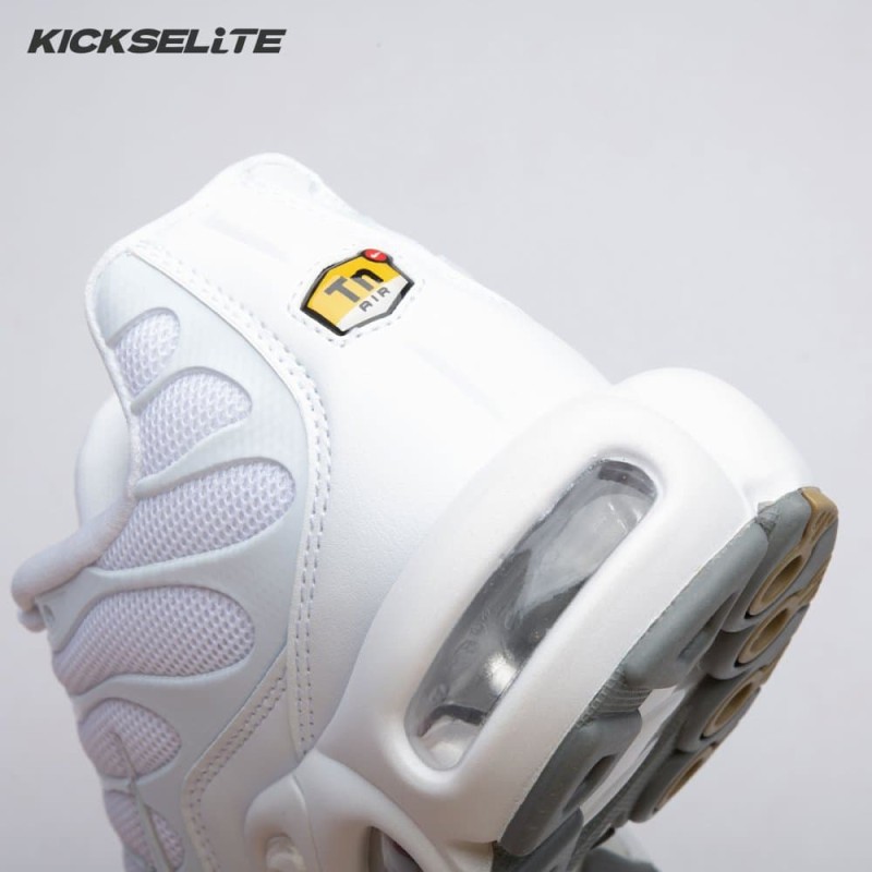 Nike Air Max Plus White 604133-139 Men's Nike Air Max Plus White 604133-139 Men's